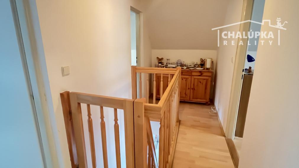 Rodinný dom (4+1) s garážou a 1259 m2 pozemkom v Hubine pri Piešťanoch