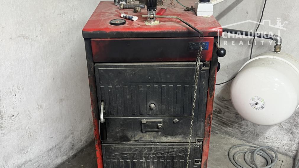 Veľkometrážny 2-izbový byt so záhradou 337 m2, Kostolná-Záriečie