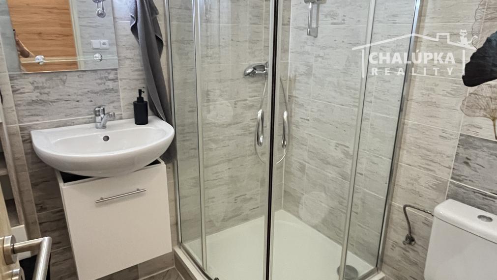 Zariadený 1-izbový byt 35 m2 na Piešťanskej ul. v Trenčíne