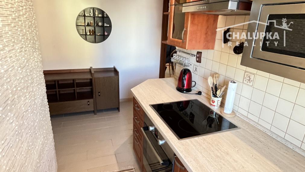 3-izbový mezanín s 2 balkónmi 87 m2 ul. Halalovka, Trenčín - Juh III