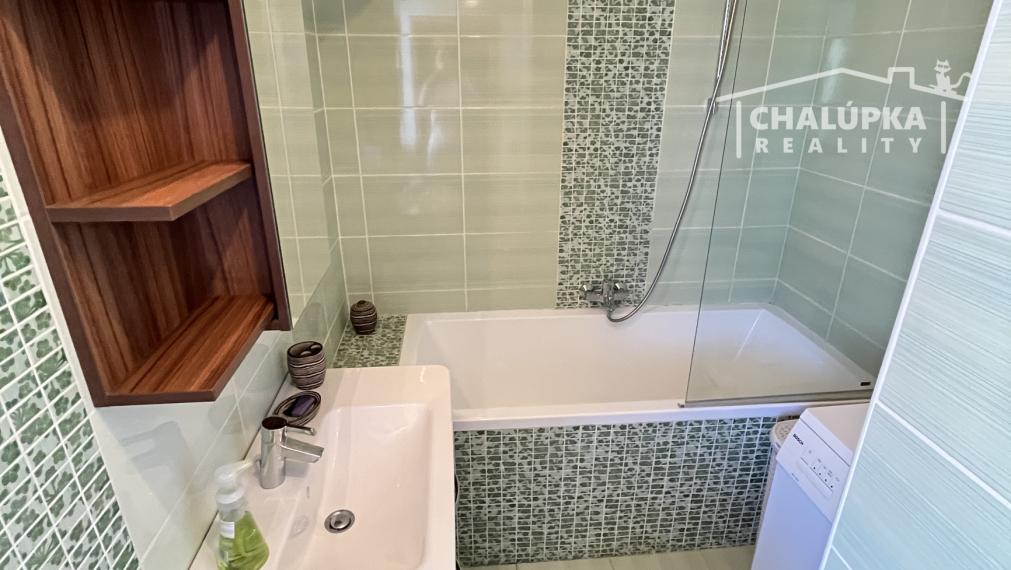 3-izbový mezanín s 2 balkónmi 87 m2 ul. Halalovka, Trenčín - Juh III