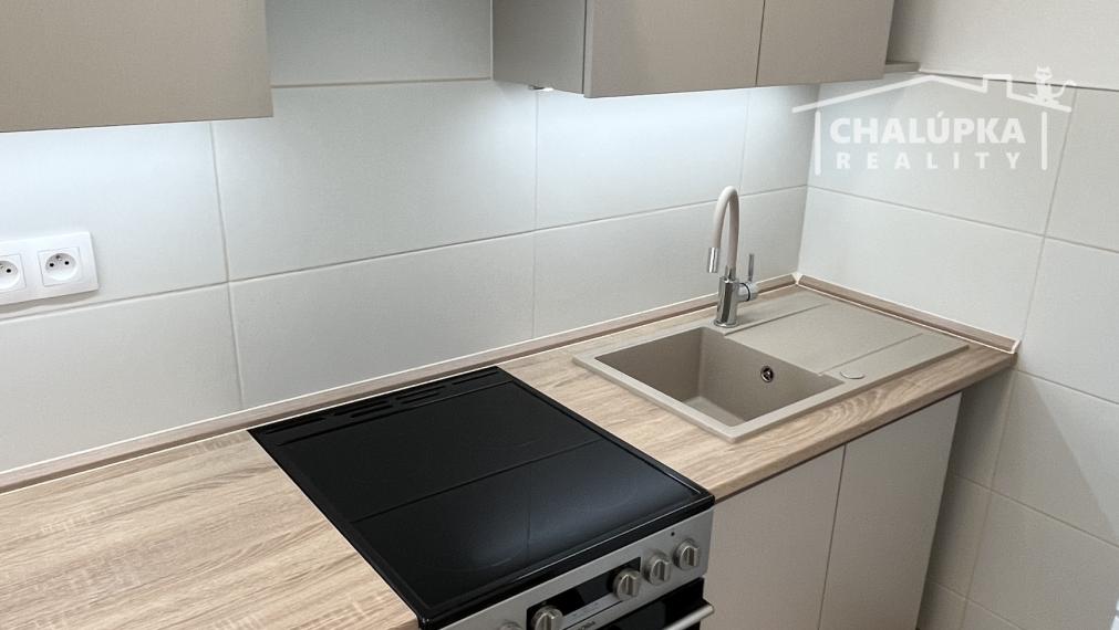 Kompletná rekonštrukcia: 2-izbový byt s lodžiou na ul. K. Šmidkeho v Trenčíne - Juh II