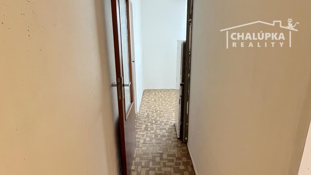 3-izbový byt s lodžiou 77 m2 v Novom Meste nad Váhom, ul. Sládkovičova