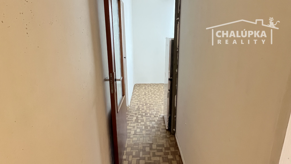 3-izbový byt s lodžiou 77 m2 v Novom Meste nad Váhom, ul. Sládkovičova