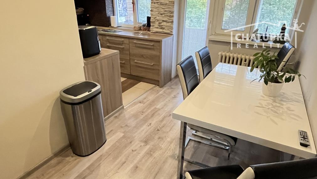 Zariadený 3-izbový byt s 2 balkónmi a parkovaním v Trenčíne, ul. Bavlnárska