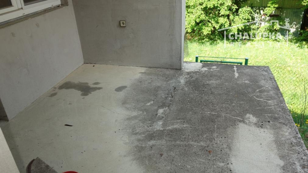 Chata v Mníchovej Lehote časť Jarky s 889 m2 pozemkom