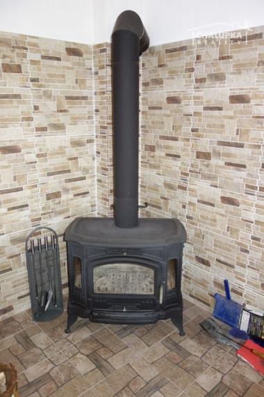 Krásna, zariadená chata v Beckove s úžasným výhľadom na hrad a 552 m2 pozemkom