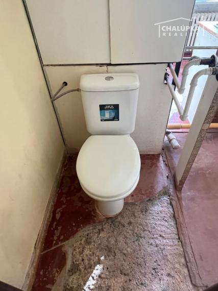 Tehlový 2-izbový byt s veľkým balkónom v Tr. Tepliciach