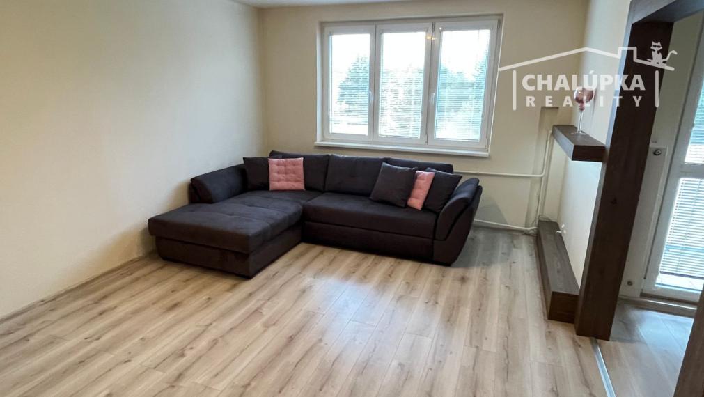 Zrekonštruovaný 3-izbový byt s lodžiou v Trenčíne, ul. Osvienčimská, Sihoť II