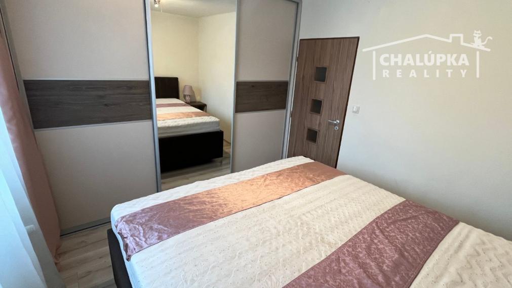 Zrekonštruovaný 3-izbový byt s lodžiou v Trenčíne, ul. Osvienčimská, Sihoť II