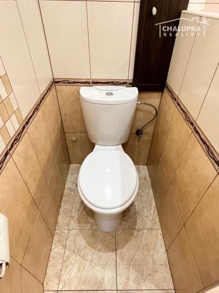 Zrekonštruovaný 3-izbový byt s lodžiou v Trenčíne, ul. Osvienčimská, Sihoť II