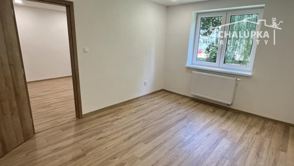 REZERVOVANÉ Tehlový 2-izbový byt s lodžiou Trenčín - Dlhé Hony