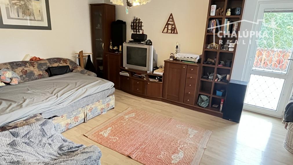 Rodinný dom (4+1) s garážou a 1259 m2 pozemkom v Hubine pri Piešťanoch