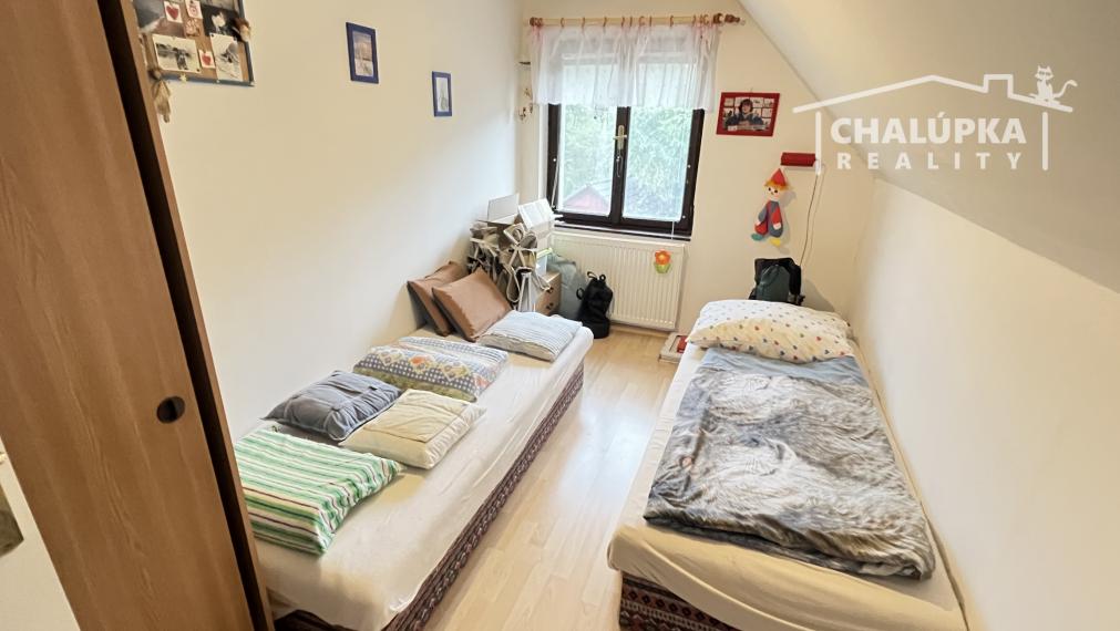 Rodinný dom (4+1) s garážou a 1259 m2 pozemkom v Hubine pri Piešťanoch