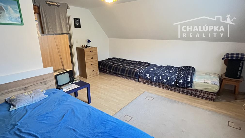 Rodinný dom (4+1) s garážou a 1259 m2 pozemkom v Hubine pri Piešťanoch