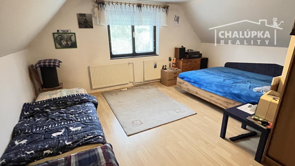 Rodinný dom (4+1) s garážou a 1259 m2 pozemkom v Hubine pri Piešťanoch