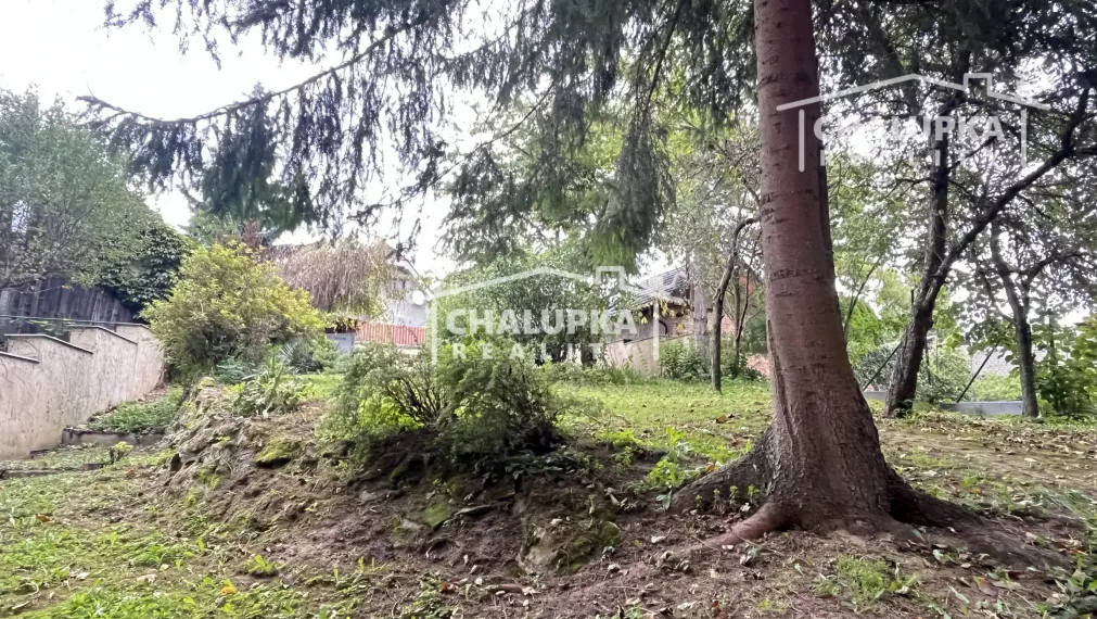 Rodinný dom (4+1) s garážou a 1259 m2 pozemkom v Hubine pri Piešťanoch