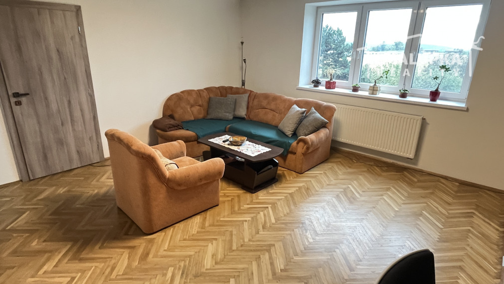 Veľkometrážny 2-izbový byt so záhradou 337 m2, Kostolná-Záriečie