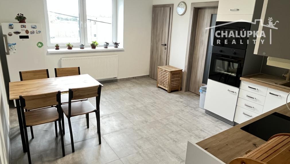 Veľkometrážny 2-izbový byt so záhradou 337 m2, Kostolná-Záriečie