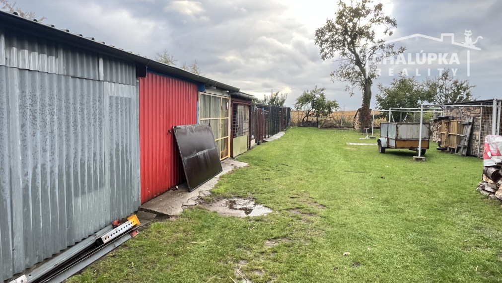 Veľkometrážny 2-izbový byt so záhradou 337 m2, Kostolná-Záriečie