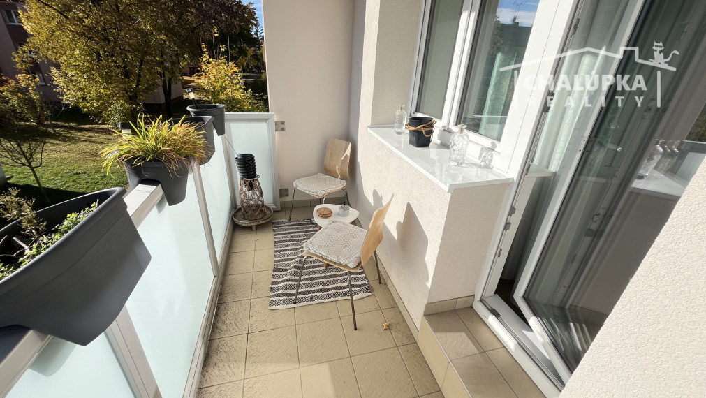 TOP!!! 2-izbový byt s lodžiou 71 m2 v Trenčíne - Dlhé Hony