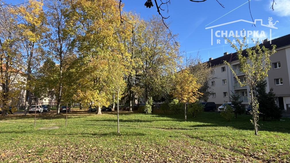 TOP!!! 2-izbový byt s lodžiou 71 m2 v Trenčíne - Dlhé Hony