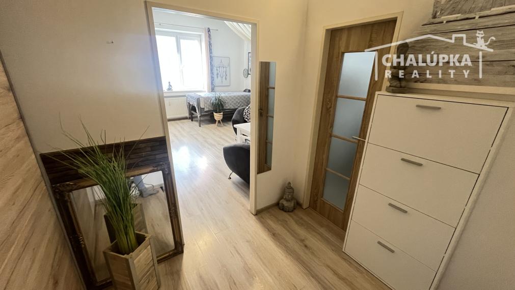 Zariadený 1-izbový byt 35 m2 na Piešťanskej ul. v Trenčíne