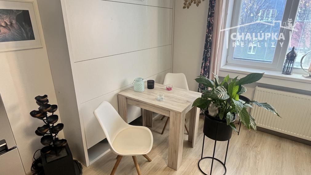 Zariadený 1-izbový byt 35 m2 na Piešťanskej ul. v Trenčíne