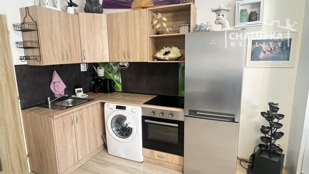 Zariadený 1-izbový byt 35 m2 na Piešťanskej ul. v Trenčíne