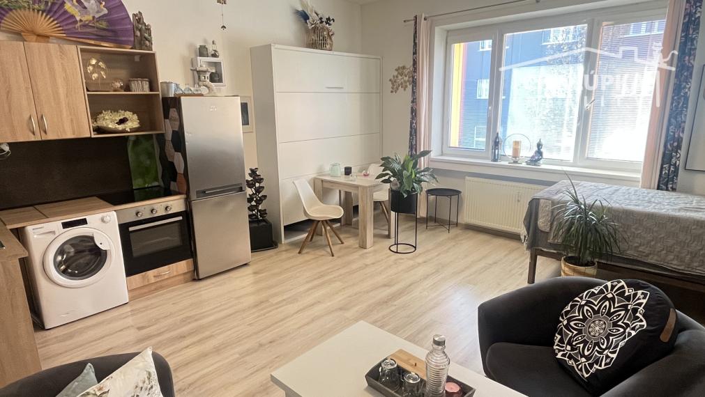 Zariadený 1-izbový byt 35 m2 na Piešťanskej ul. v Trenčíne