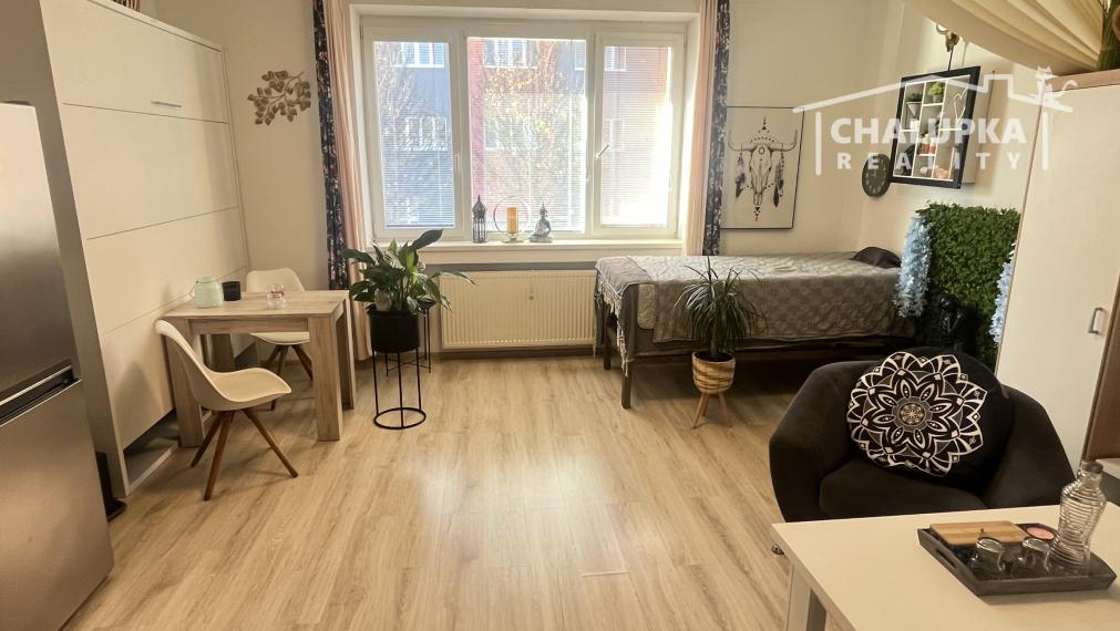 Zariadený 1-izbový byt 35 m2 na Piešťanskej ul. v Trenčíne