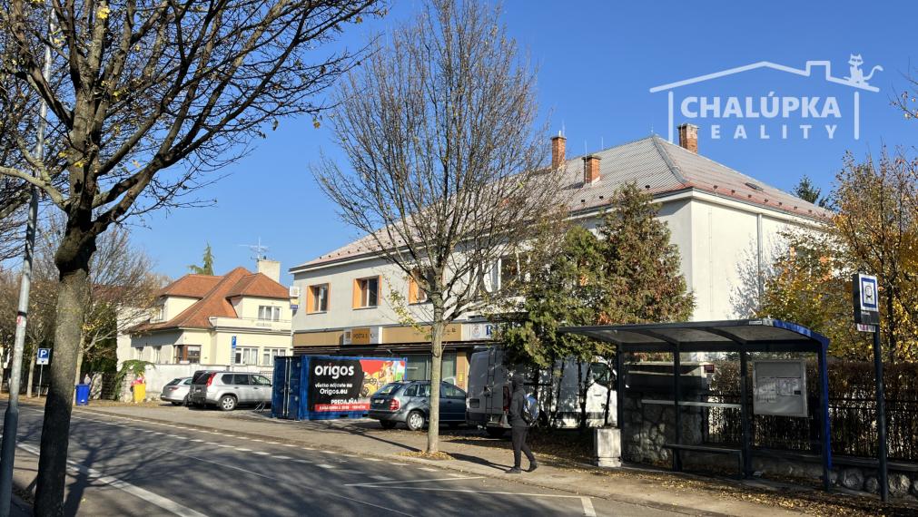 Zariadený 1-izbový byt 35 m2 na Piešťanskej ul. v Trenčíne