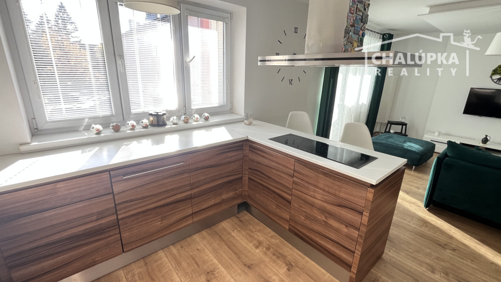 Krásny 2-izbový byt s lodžiou 71 m2 v Trenčíne - Dlhé Hony