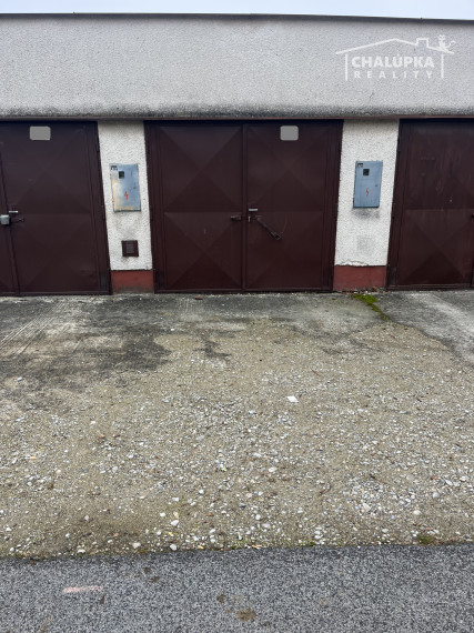 Na prenájom: Garáž na Západnej ul. v Trenčíne - Juh II