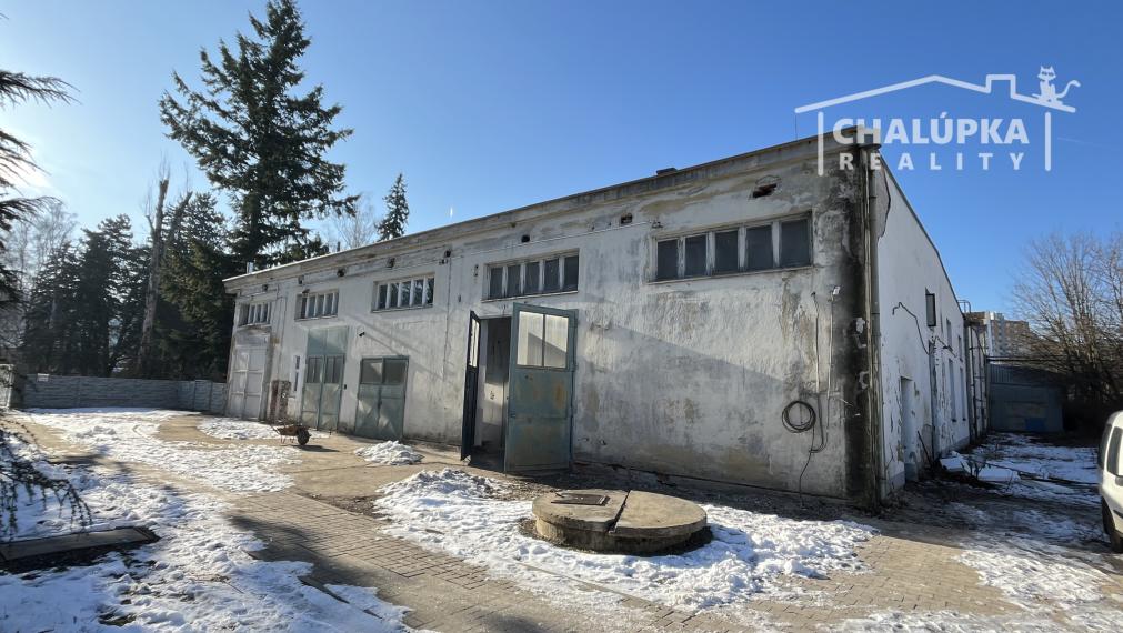 Na prenájom: Priestory 370 m2, Trenčín - Súvoz