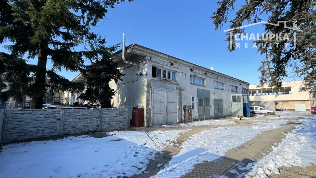 Na prenájom: Priestory 370 m2, Trenčín - Súvoz