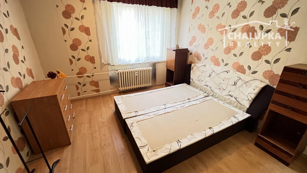 3-izbový byt s lodžiou 79 m2 na ul. Bazovského v Trenčíne - Juh