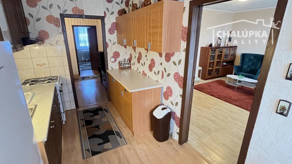 3-izbový byt s lodžiou 79 m2 na ul. Bazovského v Trenčíne - Juh