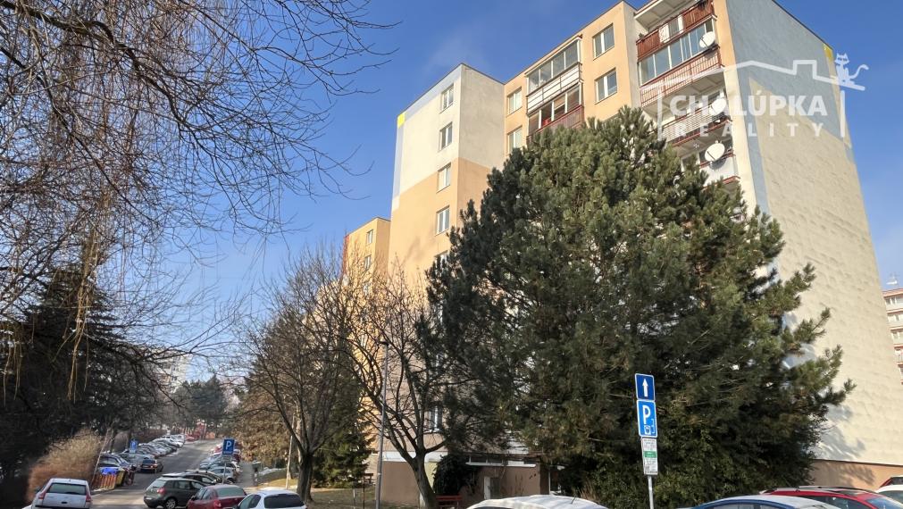 3-izbový byt s lodžiou 79 m2 na ul. Bazovského v Trenčíne - Juh