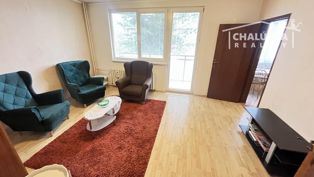 3-izbový byt s lodžiou 79 m2 na ul. Bazovského v Trenčíne - Juh