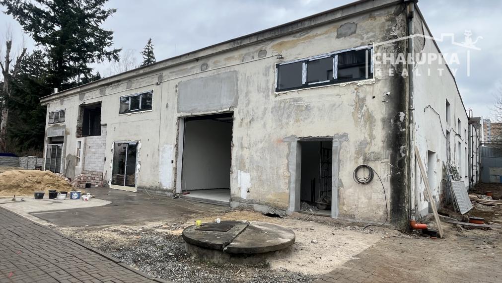 Na prenájom: Priestory 370 m2, Trenčín - Súvoz