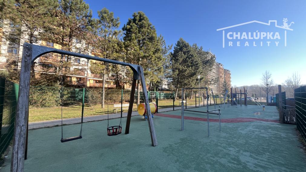 3-izbový mezanín s 2 balkónmi 87 m2 ul. Halalovka, Trenčín - Juh III