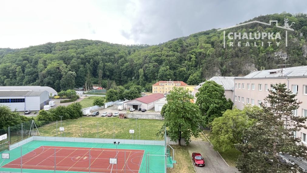 Zrekonštruovaný 2-izbový byt s balkónom, K. Výstavisku Trenčín