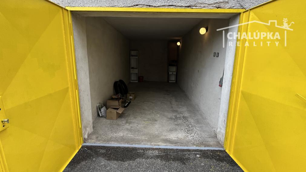 Na prenájom: Garáž na ul. Generála Svobodu v Trenčíne - Juh II