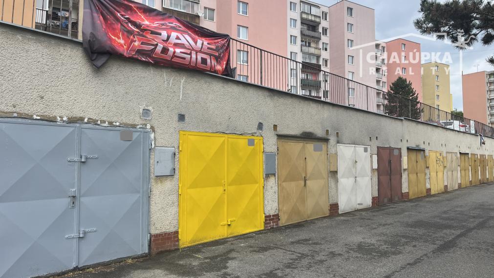 Na prenájom: Garáž na ul. Generála Svobodu v Trenčíne - Juh II