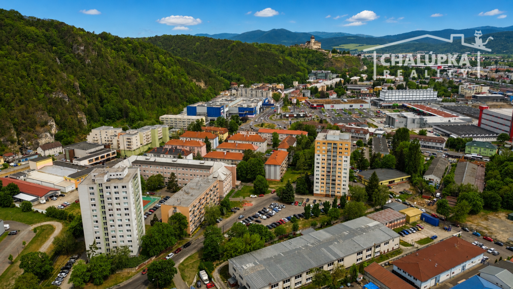 Zrekonštruovaný 2-izbový byt s balkónom, K. Výstavisku Trenčín
