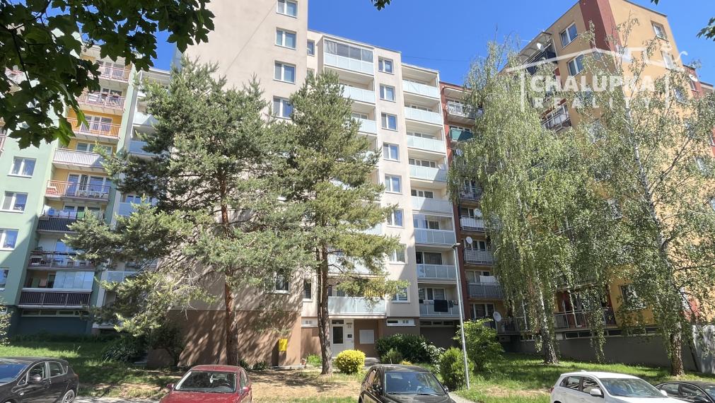 Krásny, zariadený 2-izbový byt s lodžiou, ul. Bazovského, Trenčín - Juh II