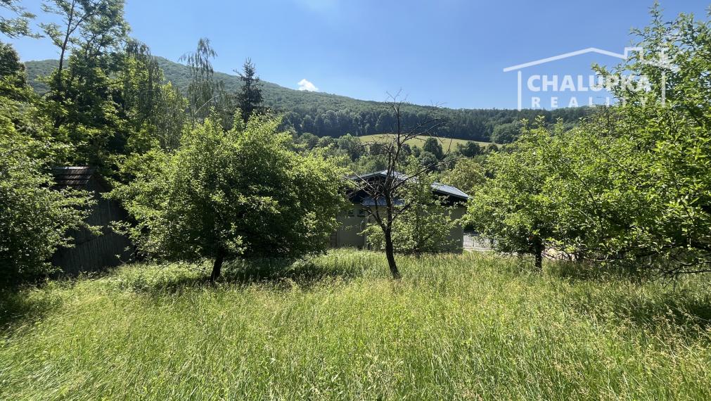 RD 7+1 (220 m2) s garážou a 1784 m2 pozemkom v Prašníku pri Piešťanoch