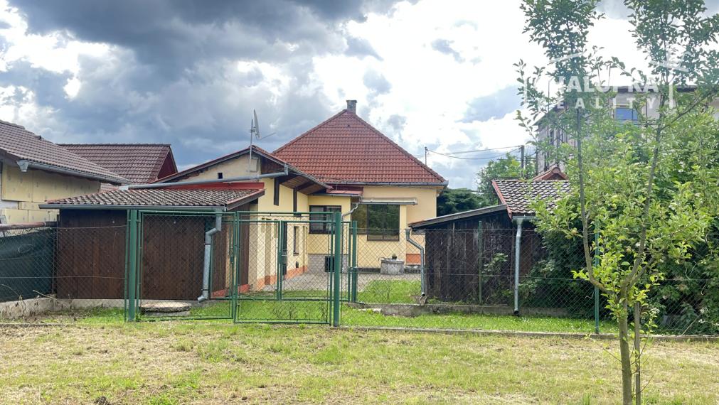 Rodinný dom s 2006 m2 pozemkom v Melčicicach-Lieskovom