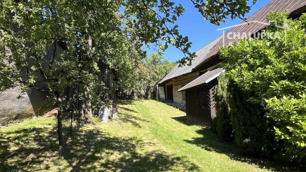 Tradičná chalupa v Hornej Súči časť Dúbrava, 887 m2 pozemok